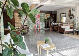 Beachcastle & Sea View Villa 3