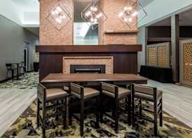SpringHill Suites by Marriott Denton 3