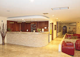 ROSELANDS HOTEL BUNGALOWS 2