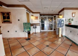 Miami Gardens Inn & Suites 4