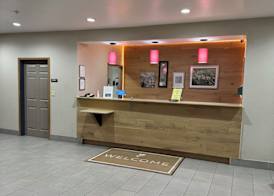 Country Inn & Suites by Radisson, Elgin, IL 5