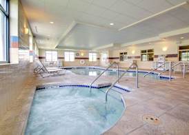 Hampton Inn & Suites Grafton 5