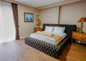 Gardan Hotel 4