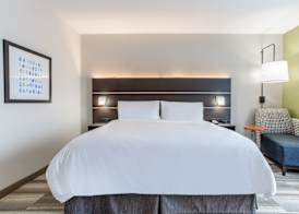 Holiday Inn Express & Suites OTTAWA by IHG 5