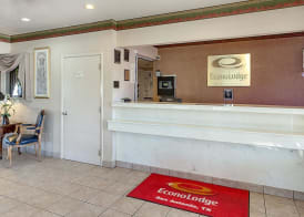 Econo Lodge San Antonio South 5