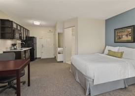 Candlewood Suites RALEIGH CRABTREE by IHG 4