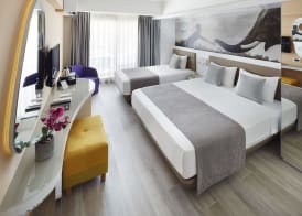 Lalila Blue Suites 4