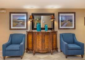 Clarion Collection Hotel Arlington Court Suites 3