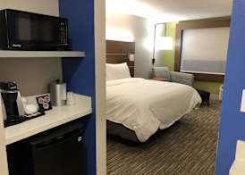 Holiday Inn Express & Suites RACINE by IHG 4