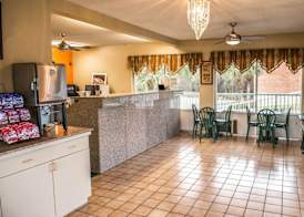 Econo Lodge Lake City-North 2