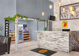 Super 8 by Wyndham Lenexa Overland Park Area/Mall Area 4