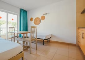 Hotel LLITERAS 5