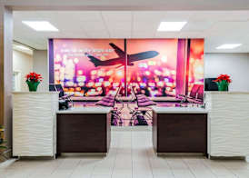 La Quinta by Wyndham DFW Airport West - Bedford 3