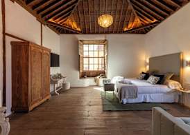 La Casa de La Camelia 2