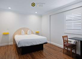 Gateway Lodge 5