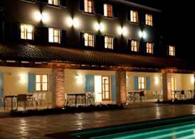 VELANERA Hotel & Restaurant 4