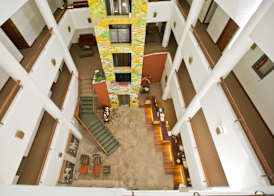 Tierra Viva Machu Picchu Hotel 5