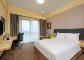 Holiday Inn Express SHANGHAI PUTUO by IHG 5