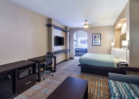 Econo Lodge Inn & Suites Houston NW-Cy-Fair 4