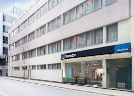 Travelodge Aldgate East 5