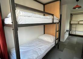 IZY STAY Hostel Bratislava 4