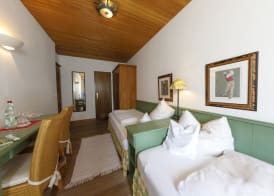 Hotel & Gasthof Fraundorfer 4