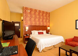 Courtyard by Marriott Frederick 5