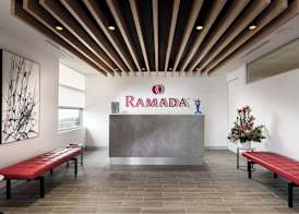 Ramada by Wyndham VetroBlu Scarborough Beach 2