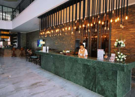 Sey Beach Hotel & Spa 2