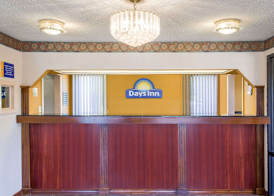 Days Inn by Wyndham Picayune 2