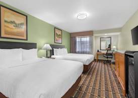 Quality Inn & Suites Plano East - Richardson 4