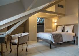Hotel Jean Moët 5