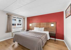 Econo Lodge Cranston - Providence 5
