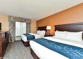 Comfort Suites near MCAS Beaufort 5