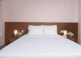 PIANO HOTEL 4