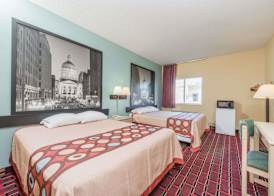 Super 8 by Wyndham Martinsville 5