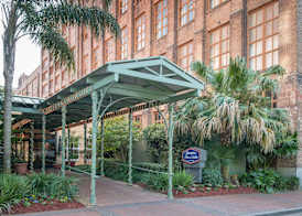 Hampton Inn & Suites New Orleans Convention Center 2