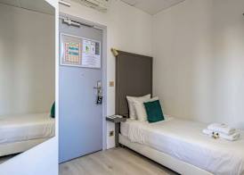 Hotel Avaton - Single Bedroom - Cannes Palais 3