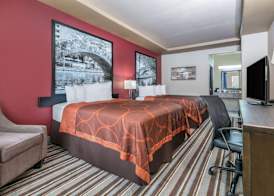 Super 8 by Wyndham Karnes City 4