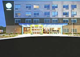 Tru By Hilton Grand Rapids Airport 3