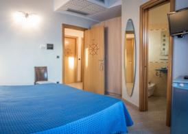 Hotel Mirage 5