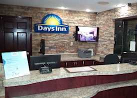 Days Inn by Wyndham Maumee/Toledo 4