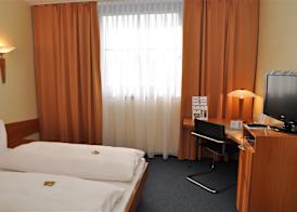 Transmar Travel Hotel 4