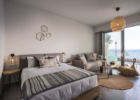 Villa Di Mare Seaside Suites 4