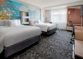 Courtyard by Marriott Schenectady at Mohawk Harbor 5