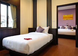 Tara Place Hotel Bangkok 5