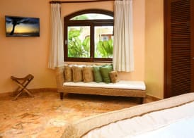 Villas Sacbe Condo Hotel and Beach Club 4