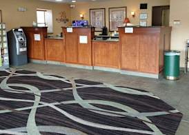 Lavissh Inn and Suites 3