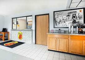Super 8 by Wyndham Chester/Richmond Area 3