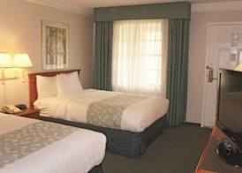 Super 8 by Wyndham Austin South I-35 4